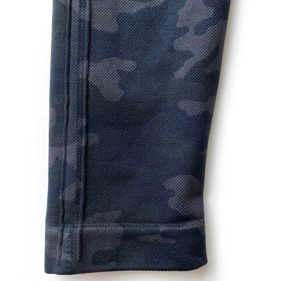 SPANX Look at Me Now Seamless Black Camo Leggings Shaping Smooth Stretchy - Picture 8 of 12